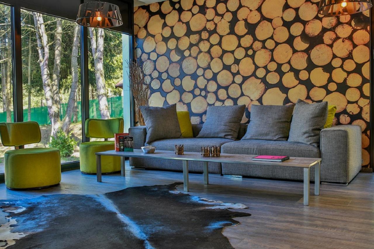 Hotel Saint-Hubert Hambach Bagian luar foto