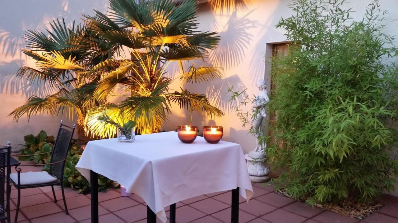 Hotel Saint-Hubert Hambach Bagian luar foto