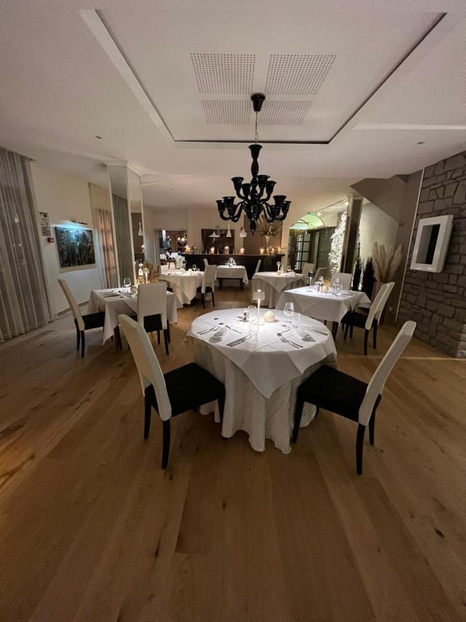 Hotel Saint-Hubert Hambach Bagian luar foto